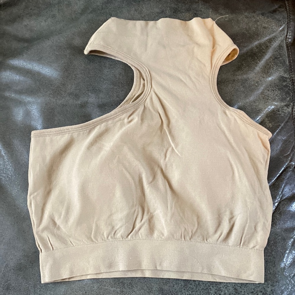 asymmetrical bra 🤎🥥